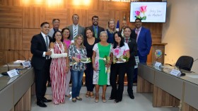 Sessão de Homenagem ao Dia Internacional da Mulher e entrega de título de cidadania a Anibal Nunes