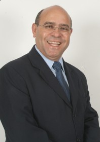   EDSON OLIVEIRA MACIEL (DINHO)