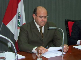 Dinho lamentando morte de José Alencar